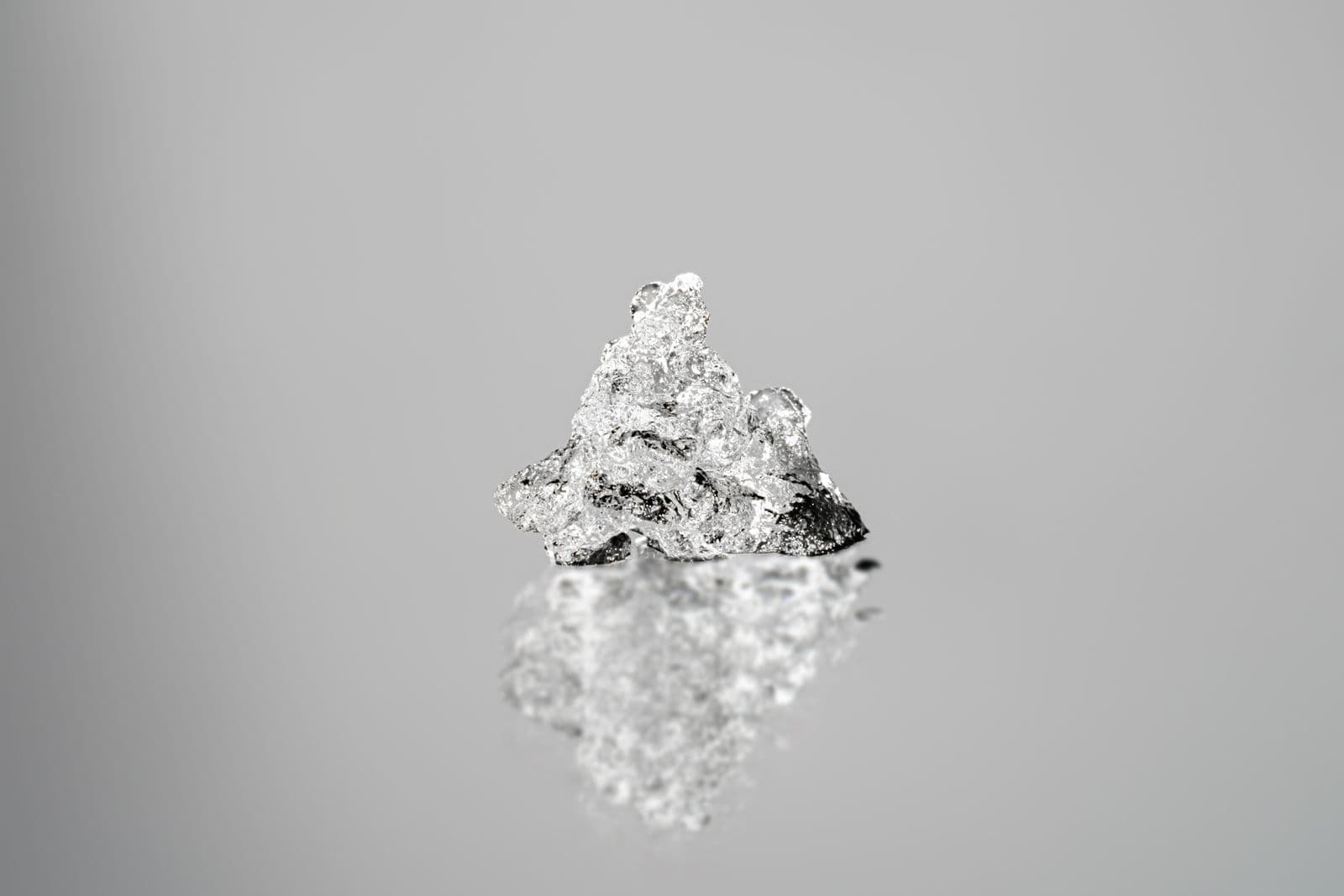 Saypha hyaluronic acid gel texture closeup